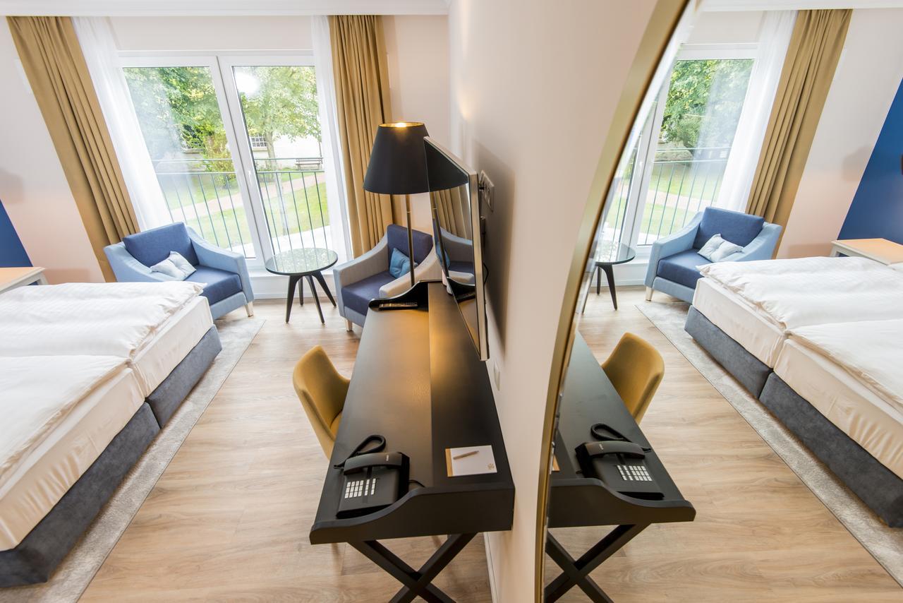 Boutique-Hotel Zur Alten Post 比苏姆 外观 照片